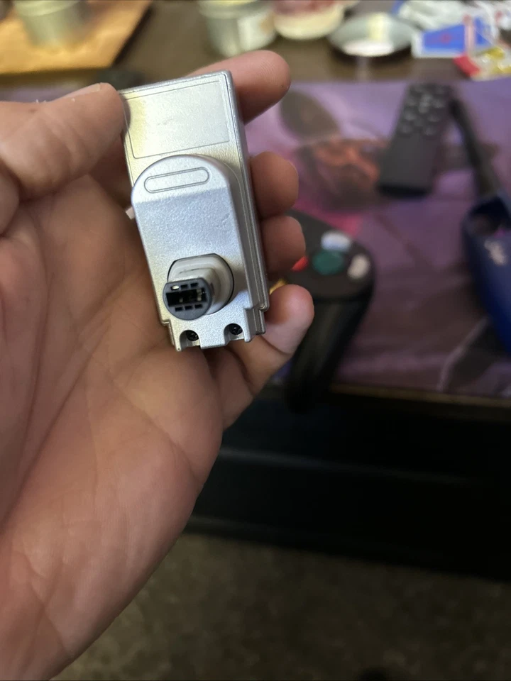 Controlador inalámbrico 2,4 GHz TTX Tech Wavedash Nintendo Gamecube - plateado Foto 3 de 4