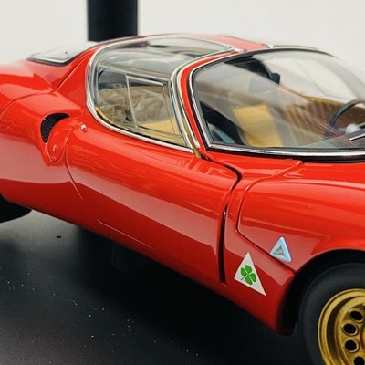 AUTOart Alfa Romeo 33 Stradale Prototype Red 1/18 Excellent JAPAN