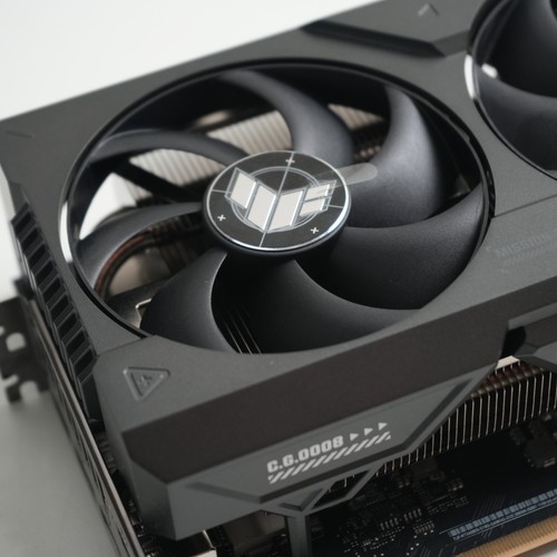 ASUS TUF Gaming NVIDIA GeForce RTX 4080 Super 16GB GDDR6X Graphics Card-Exc - Bild 4 von 16
