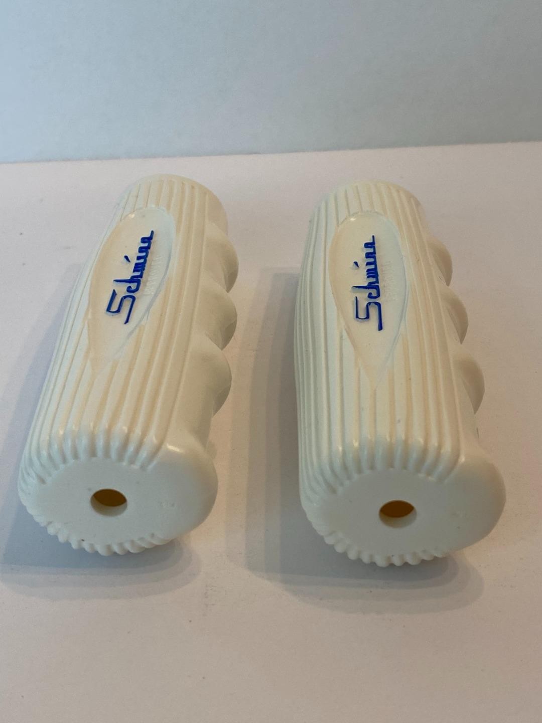 Schwinn Approved CHUBBY Bicycle GRIPS White  w/ BLUE