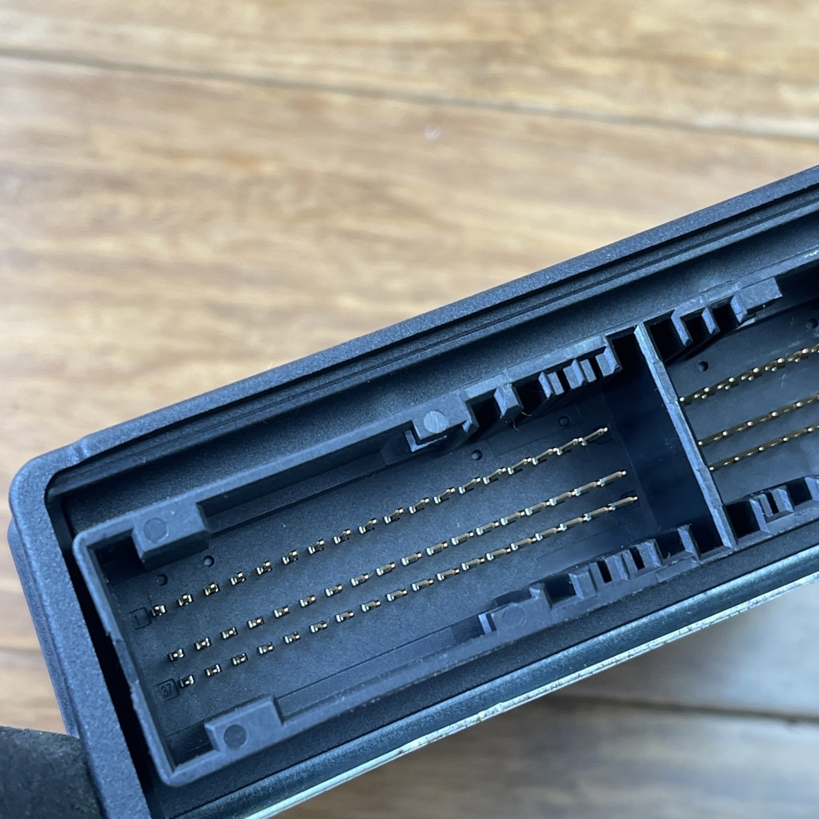 2021-2022 Maserati Levante M161 Restraint Diagnostic Control Module Unit OEM