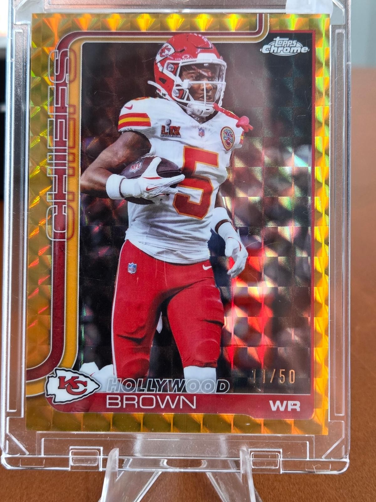 2025 Topps Chrome #146 Hollywood Brown Gold Geometric Refractor #/50