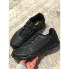 TredSafe Slip and Oil Resistant Woman's Shoes 6.5