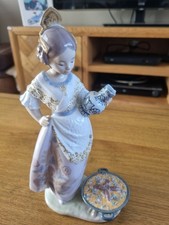 Vintage Lladro Retired Figurine ‘Making Paella’ Number 5254 Porcelain
