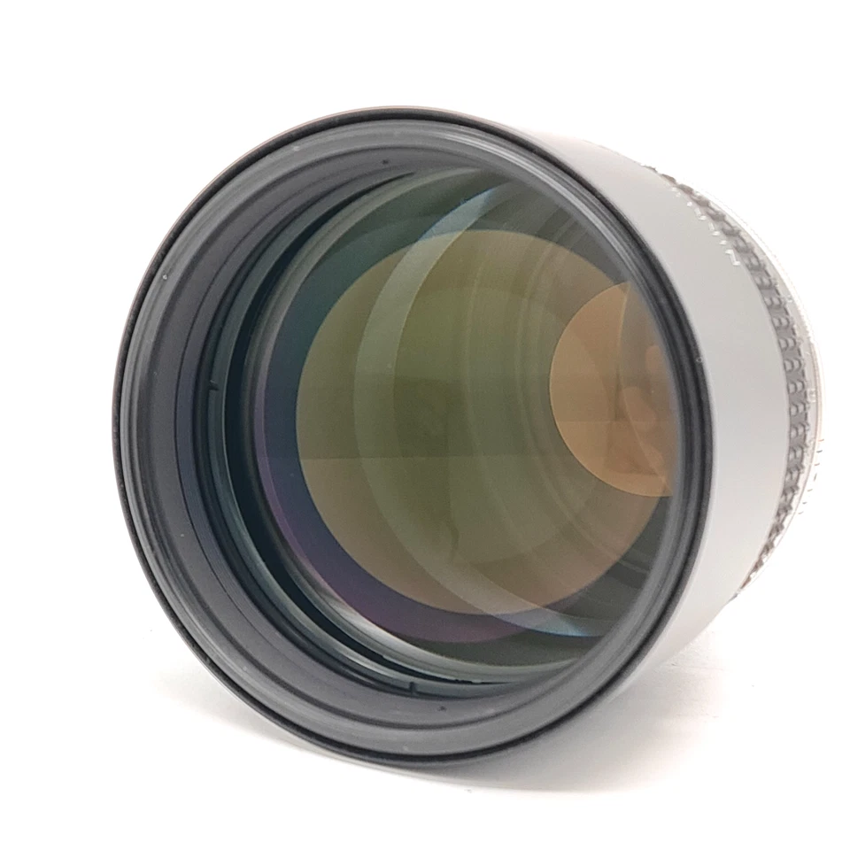 Teleobjetivo Nikon Ai-s ais Nikkor 135 mm f/2 CLA'd "COMO NUEVO" para montaje F JAPÓN Foto 2 de 4