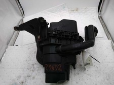 2008 Ford Focus OEM Air Cleaner Assembly 2.0L...