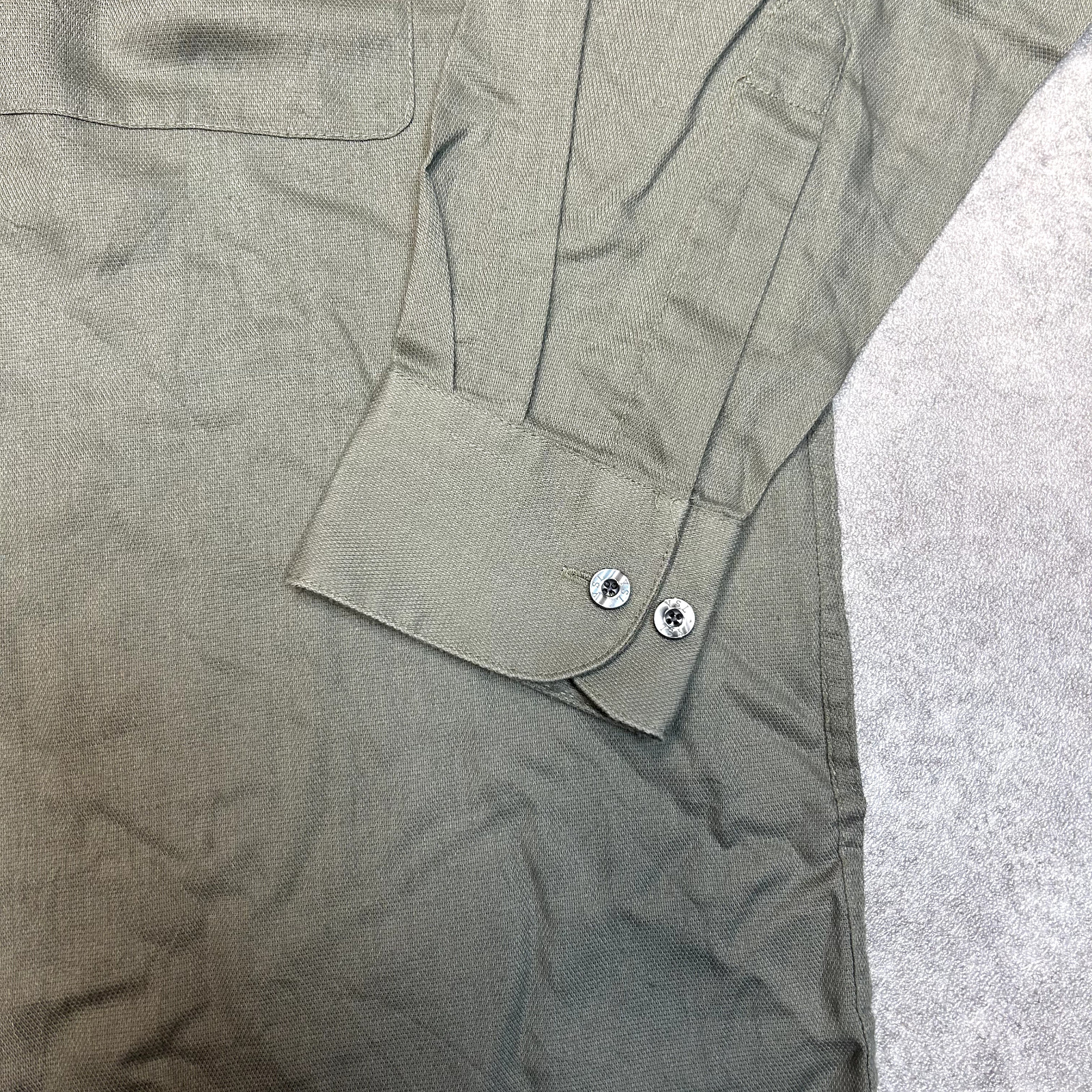 Yves Saint Laurent Shirt Mens Large USA Long Sleeve Button Up Top, Green image 4
