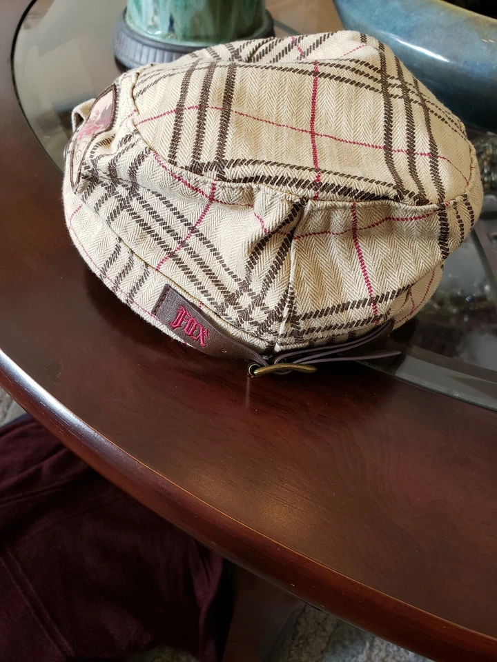 Bonito sombrero de compromiso de zorro para mujer talla pequeña  Foto 4 de 4