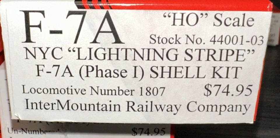 Intermountain Kit HO #44001-03 F-7A Phase I Shell Kit NYC Lightning Stripe NIB - Image 2 of 4