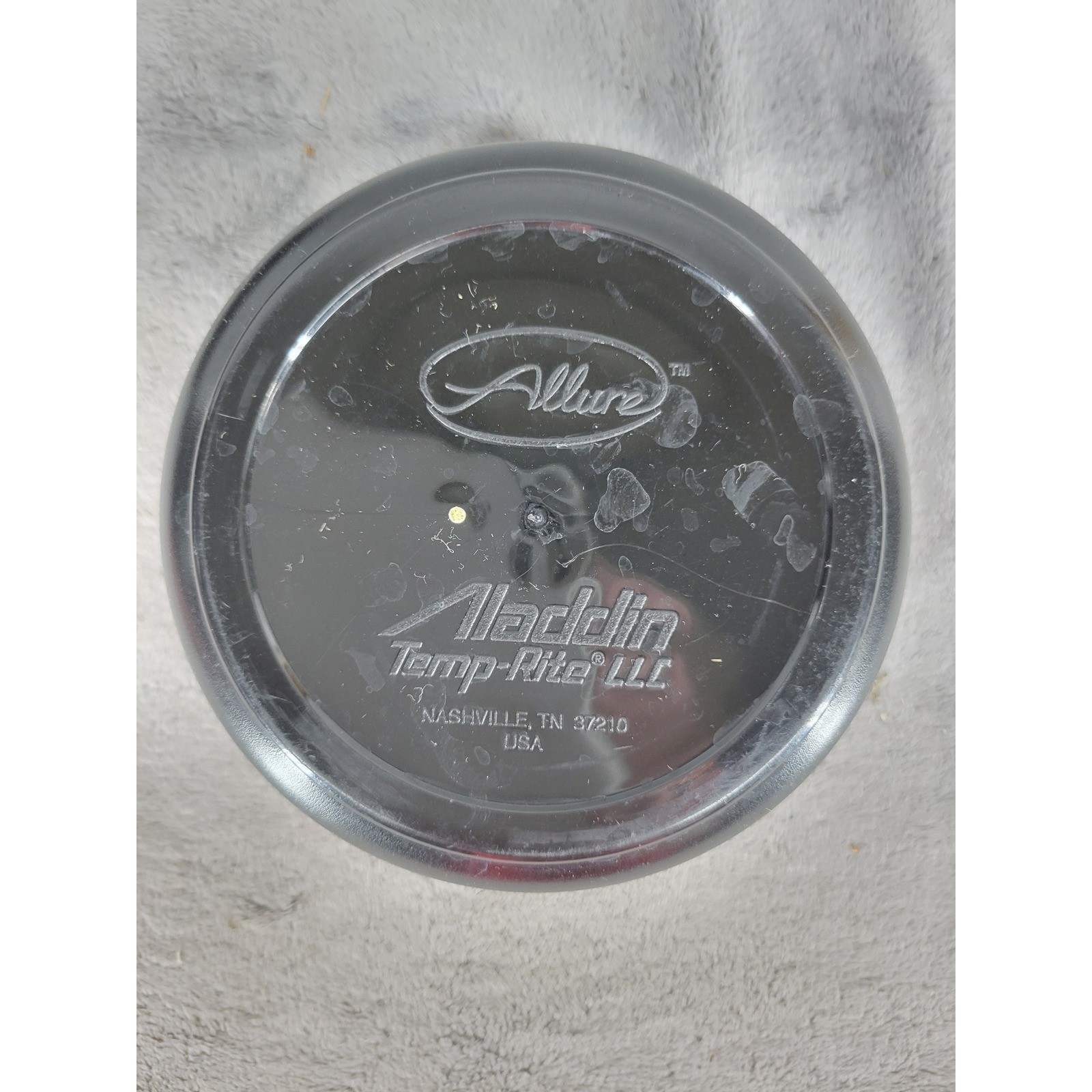 Set of 2 Aladdin Temp Rite LLC Allure Black Round Bowls  Vintage Restaurant Ware