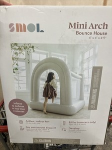 SMOL Mini Arch Bounce House - 4'x4'x4'9"