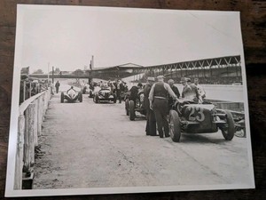 Drivers And Mechanics At The Indianapolis 500 Vintage 1940 Acme Photo