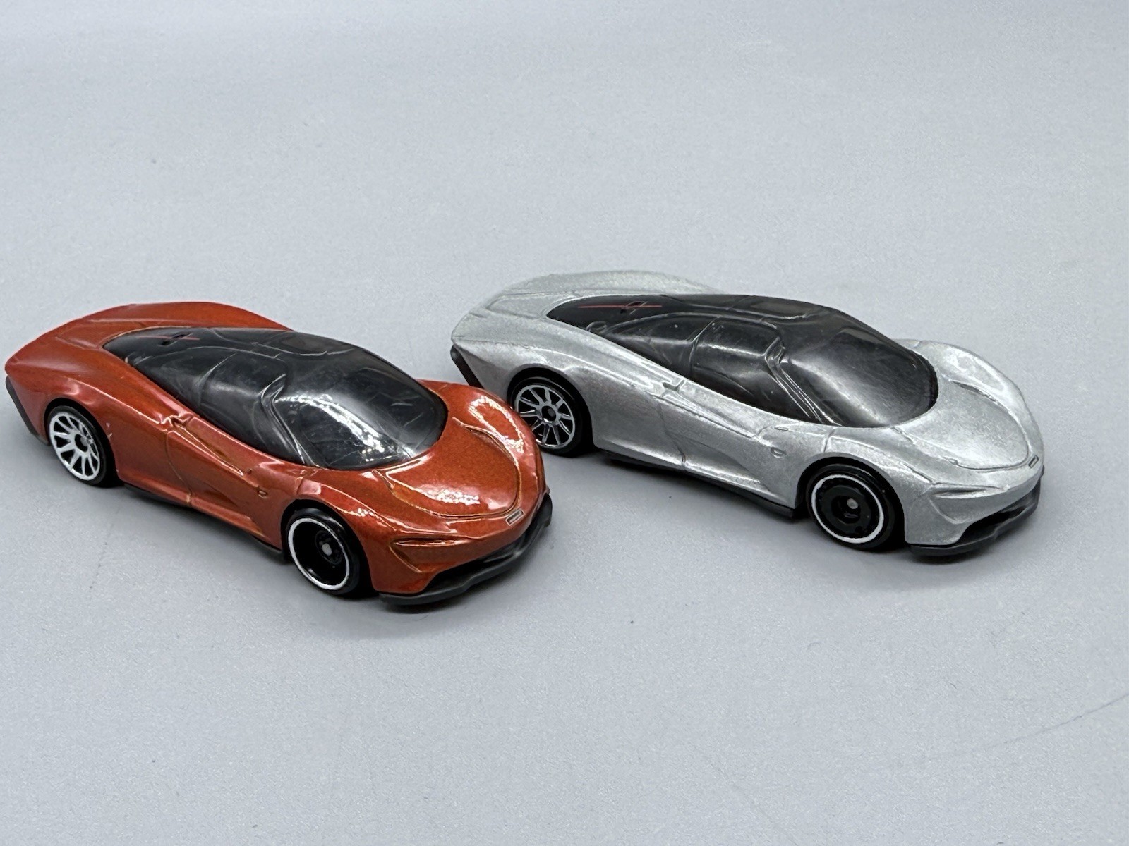 McLaren Speedtail Hot Wheels 2021 (x2) 1:64 Loose