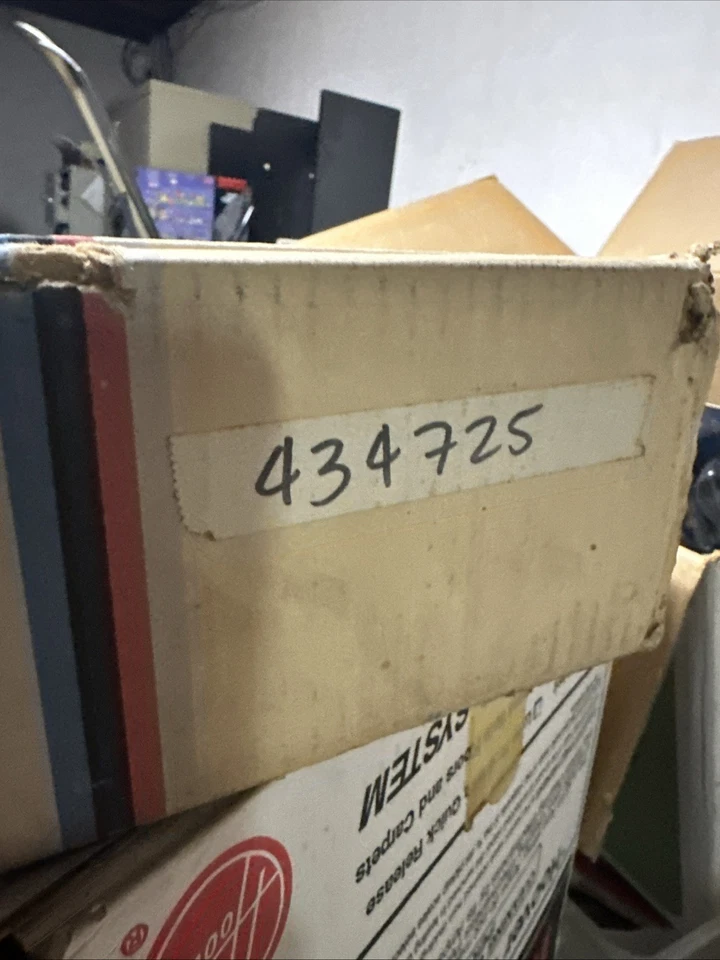 1994 Honda Accord Nose Mask Full  Accord 08P35-SV4-100G OEM RARE New - Image 3 of 4