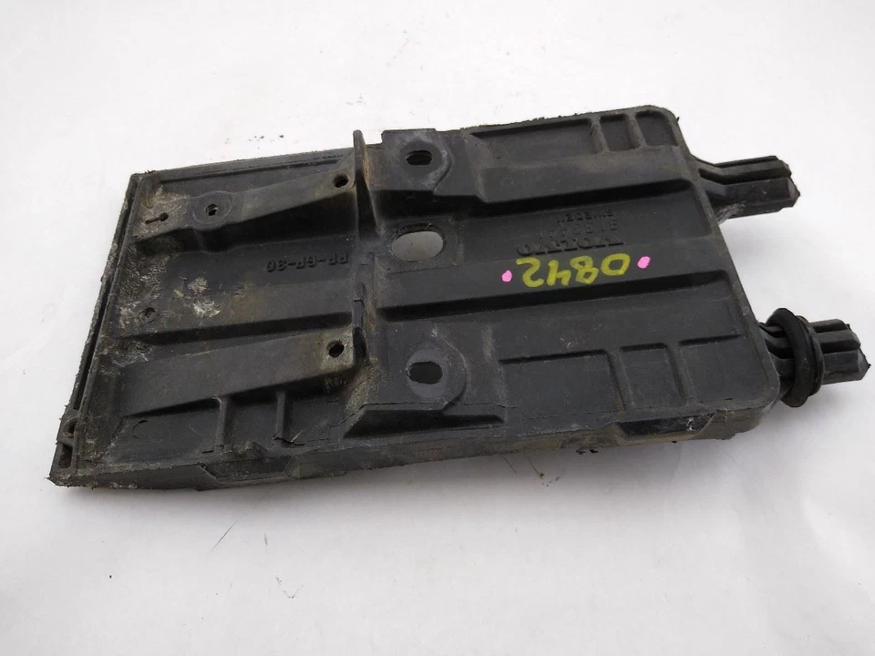 Soporte bandeja batería Volvo 850 compatible con 1992 1993 1994 1995 1996 1997 92 93 94 95 96 Foto 3 de 4