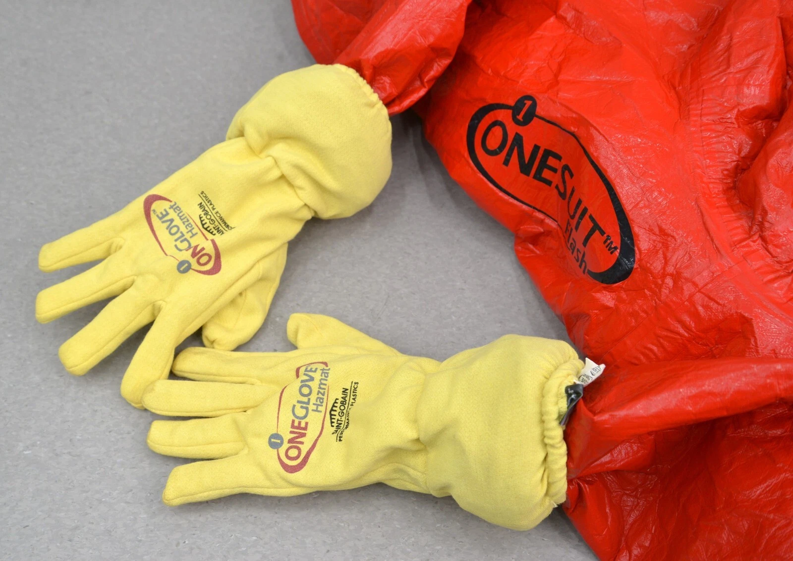 ONESuit Flash Protective Hazmat Suit NFPA 1901,2005 ed X-Large Saint Gobain SEI image 9