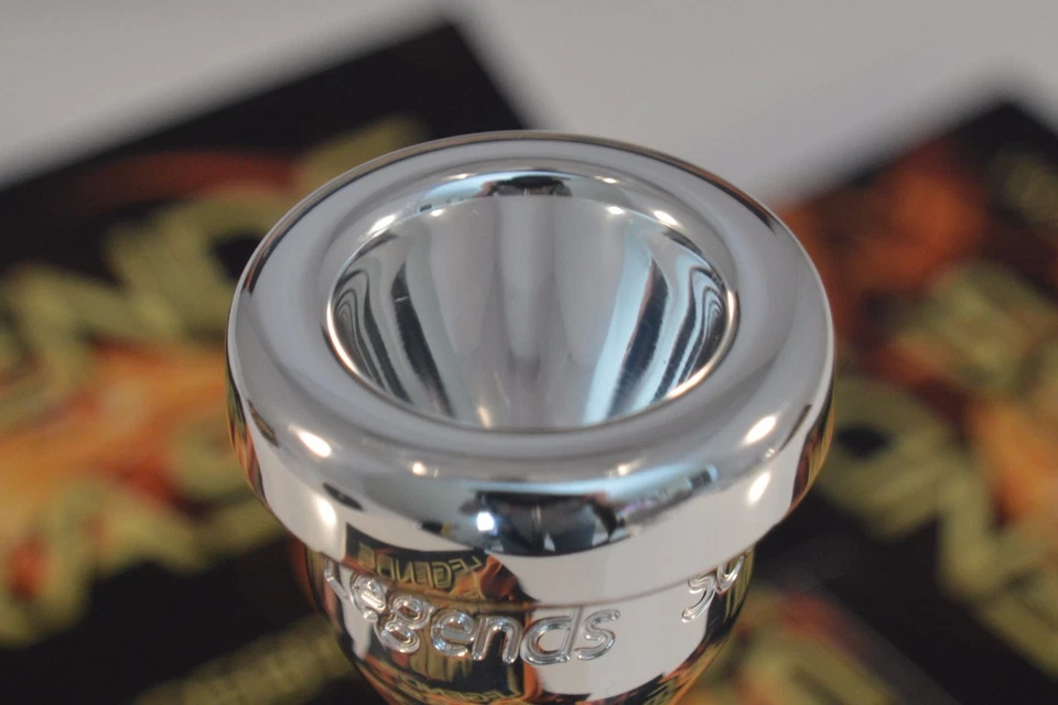 Legends BRASS SCODWELL FLUGEL 吹嘴 0.640 Mellow Deep V 杯 JAZZ PRO — 第 4/4 张图片