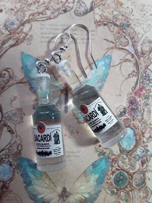  3D Handarbeit, Neuheit, Kitsch, Kawaii, Spaß, Harz weiße Rumflasche Ohrringe, 