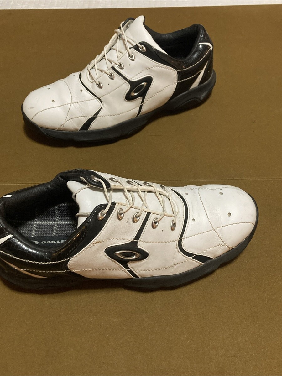 Oakley オークリー　ゴルフシューズ　ホワイト　ブラック　ヴィンテージ Vintage Oakley Tuxedo Oxford Lug Sole Golf Shoes Sneakers Size 13
