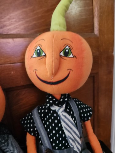Halloween Primitive Vintage Style Pumpkin Head Boy Girl Doll Shelf Sitter Decor - Picture 3 of 8