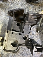 Subaru Impreza WRX STI 8 GDB Blobeye Right RHS Headlight Bracket 03-05