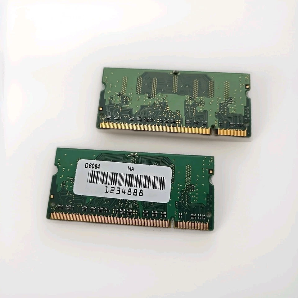 Hynix HYMP532S64P6-E3 AA 512MB DDR2-400 (256MB x 2) PC2-3200S Random Access Mem - Image 3 of 4