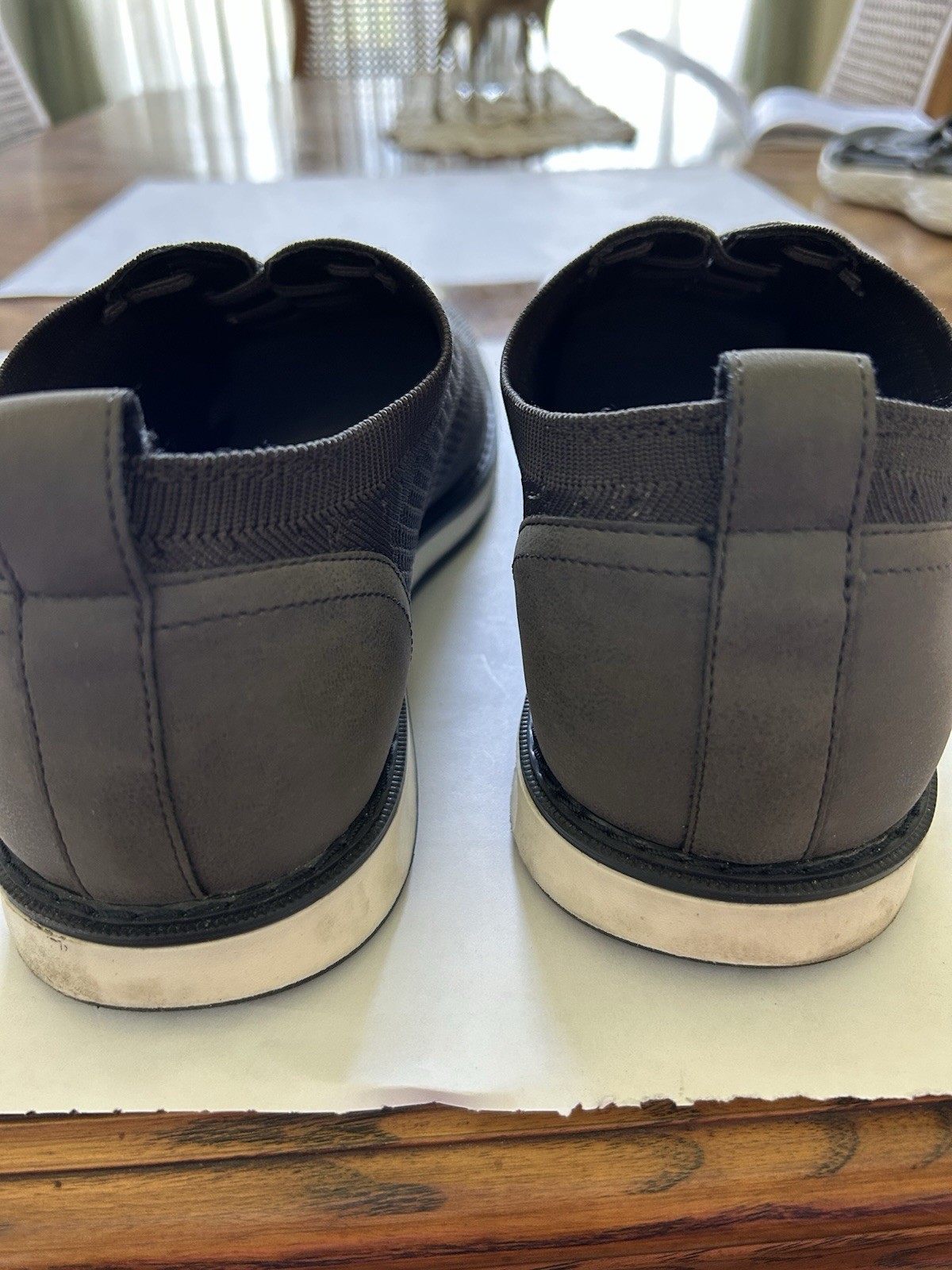 SAOLA Mix n. 6 scarpe da ginnastica uomo taglia 12M grigie slip on. Ottime condizioni!