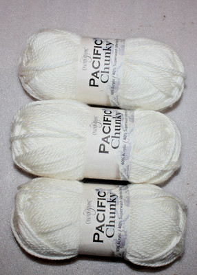 3 Lot Cascade Yarn Pacific 40% Superwash Merino 60% Acr/100g White 02 dye lot 03