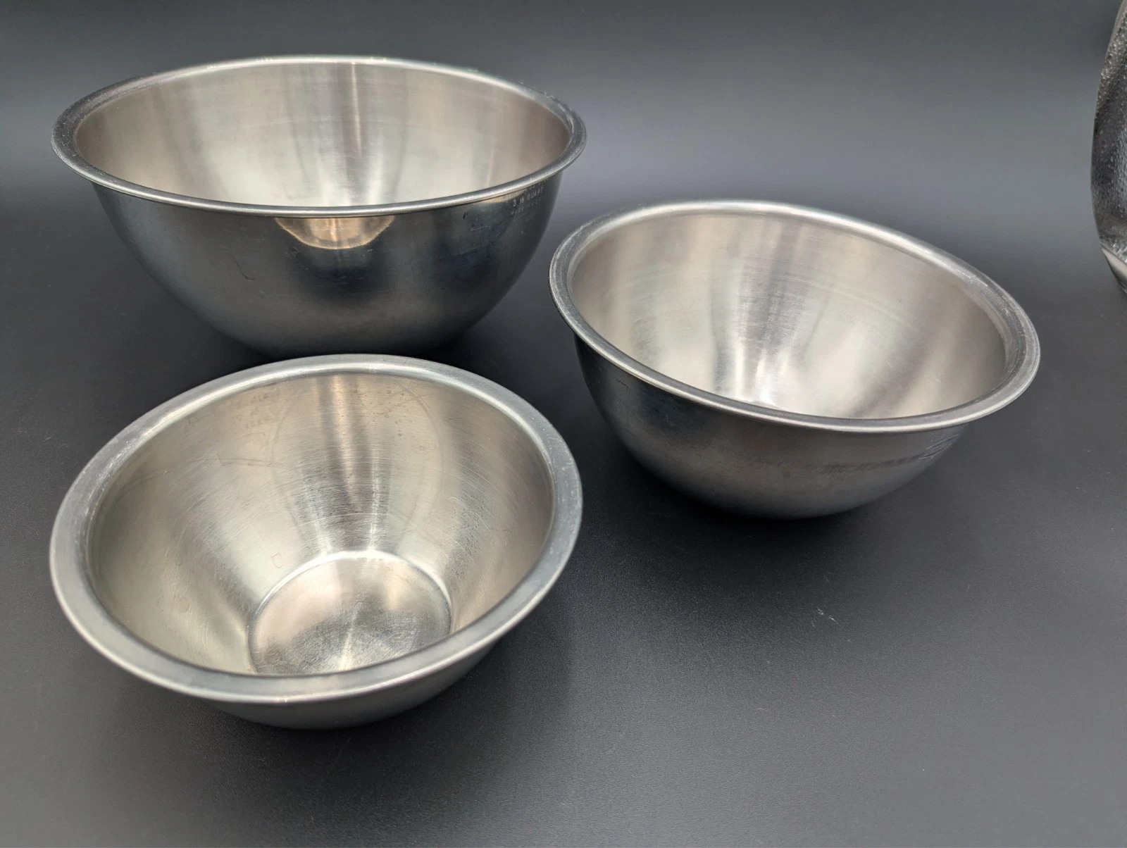 WEST BEND Stainless Steel Mixing Bowl 0.75, 1.5 & 3.5 Qt - Set of 3