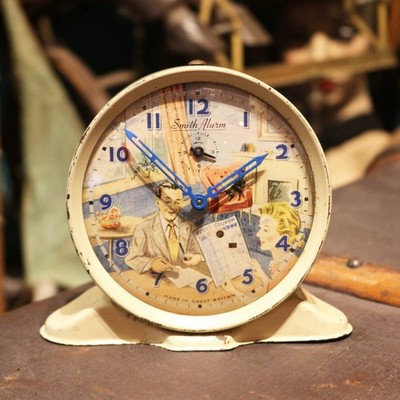 1950s Vintage Smith Alarm Clock Springhand-Wound Table Clock