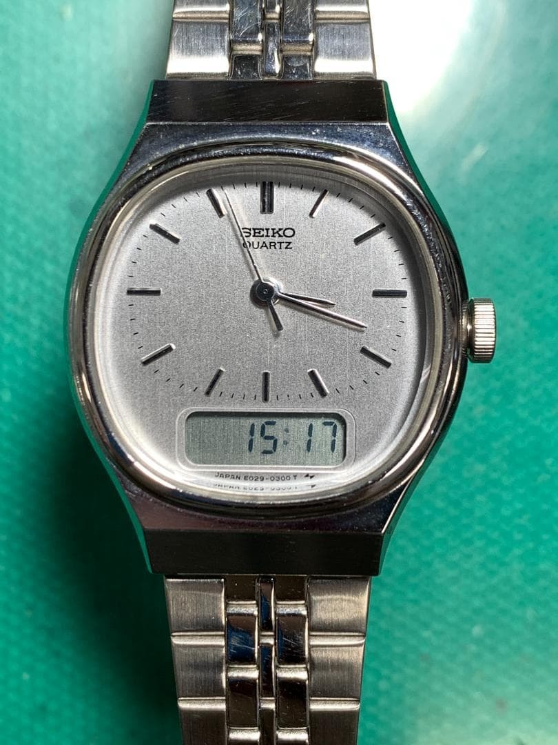 SEIKO E029-5210 Multi-Function Analog-Digital Wat… - image 1