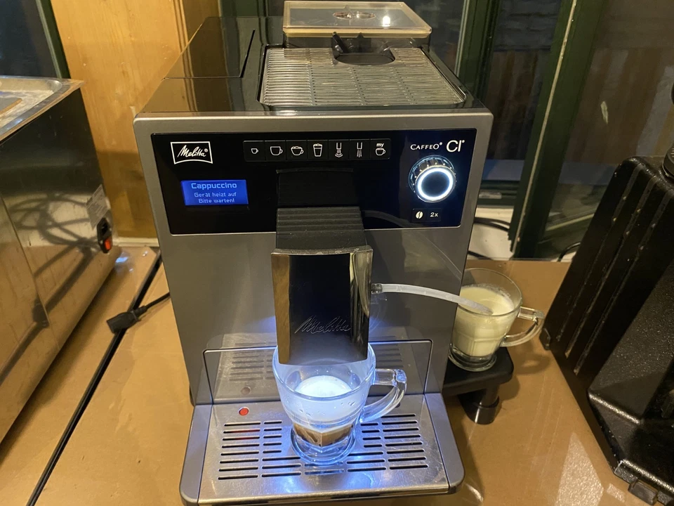 Melitta Caffeo CI -E970-205 Spezial Edition Kaffeevollautomat + 12 Monate Gewähr - Bild 2 von 4