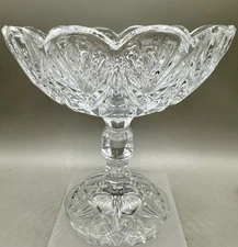VINTAGE ESTATE CLEAR PRESSED GLASS COMPOTE BOWL SCALLOPED FOOTED FAN PATTERN