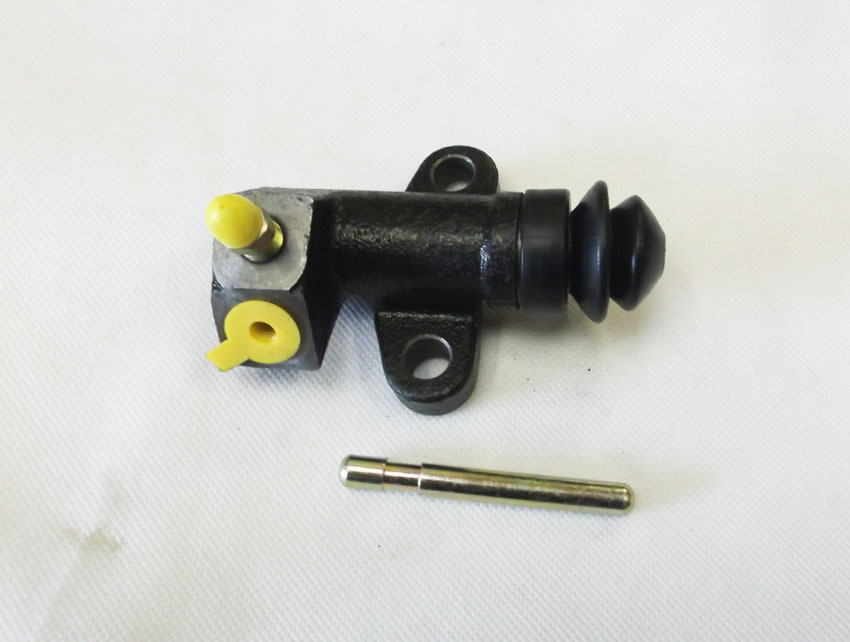 For NISSAN TERRANO 2.4P / 2.7TD / 3.0TD CLUTCH SLAVE CYLINDER NEW  (1993-2007)