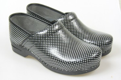 dansko non slip men's