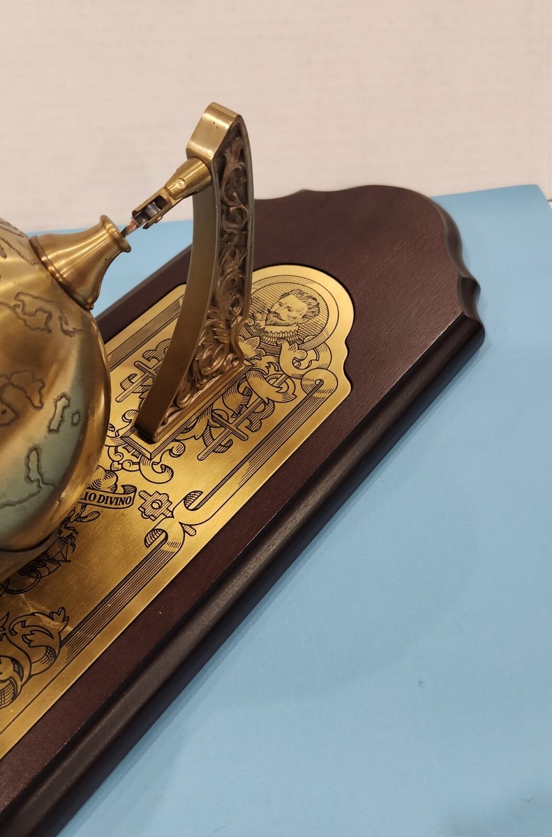 Thwaites & Reed Franklin Mint SIR FRANCIS DRAKE FALLING BALL