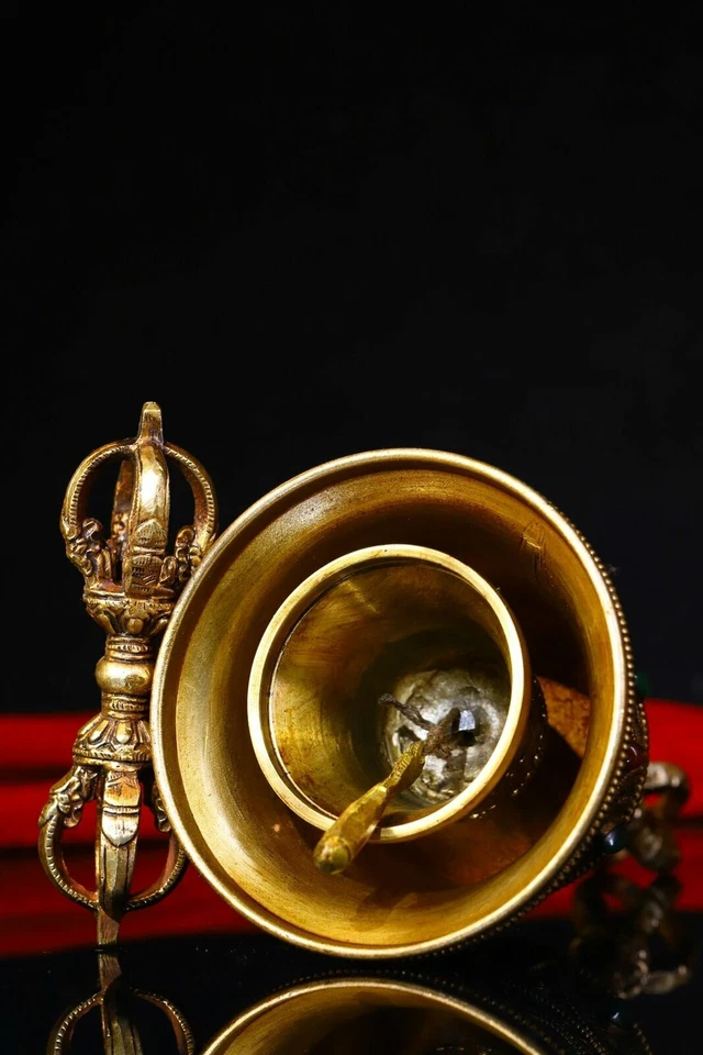 中国稀有藏传佛教藏银手工镶嵌铃铛法奇 — 第 4/4 张图片