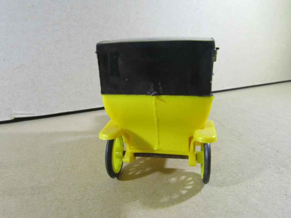 280S Politoys APS Plastica 104 Italia Itala Palombella 35/45 Hp 1909 Giallo 1:45 - Immagine 4 di 4