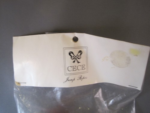 VINTAGE TOY JUMP ROPE FOR KIDS- FACE HANDLES NYLON ROPE CECE L'AMOUR SHOES PROMO - Picture 6 of 7