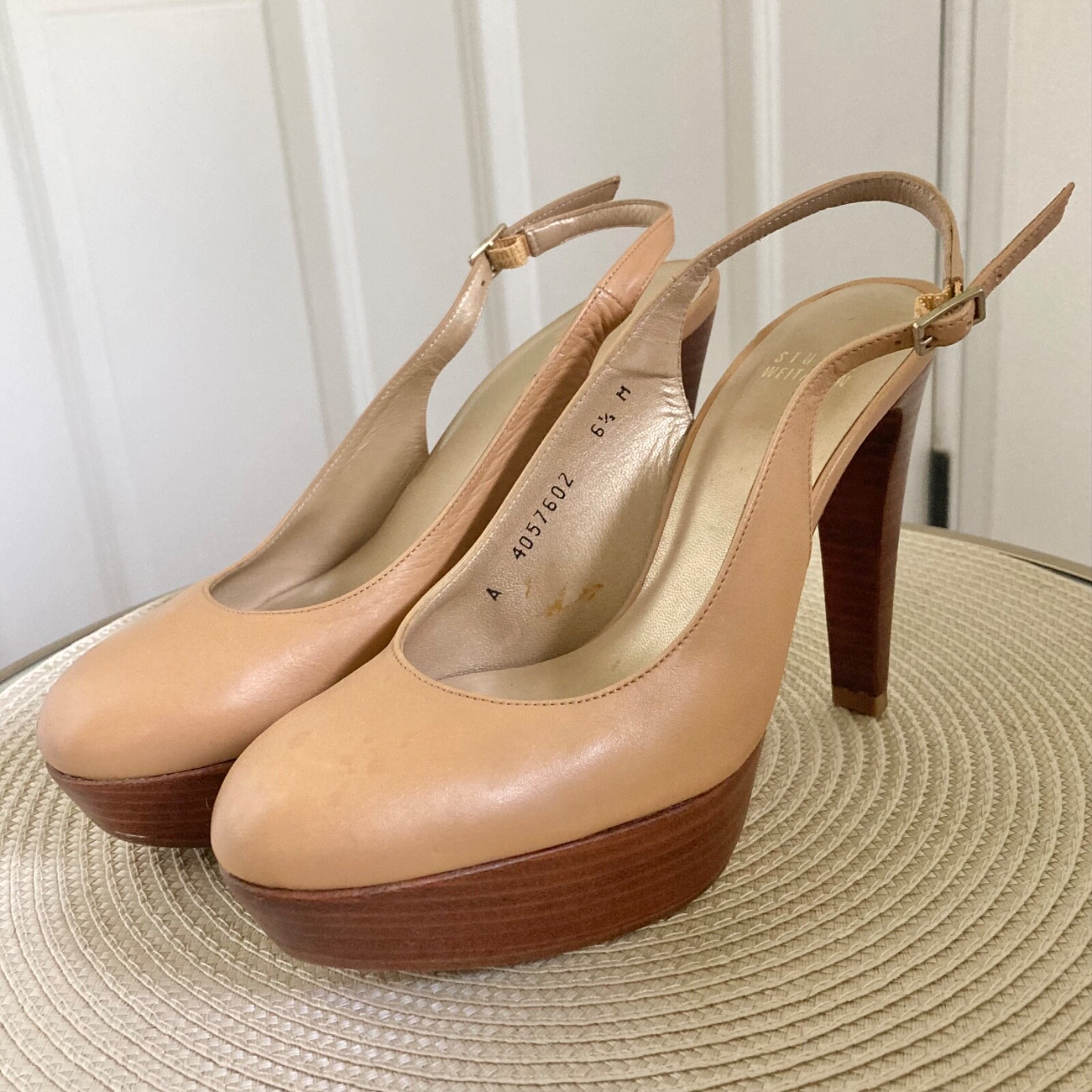 Stuart Weitzman Platform slingback pump closed to… - image 1