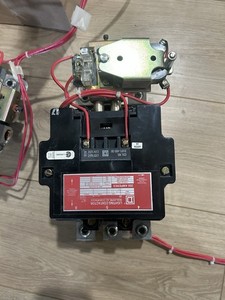 Square D 8903 Lighting Contactor 200A 120V Coil Class 8903 Mechanically Held