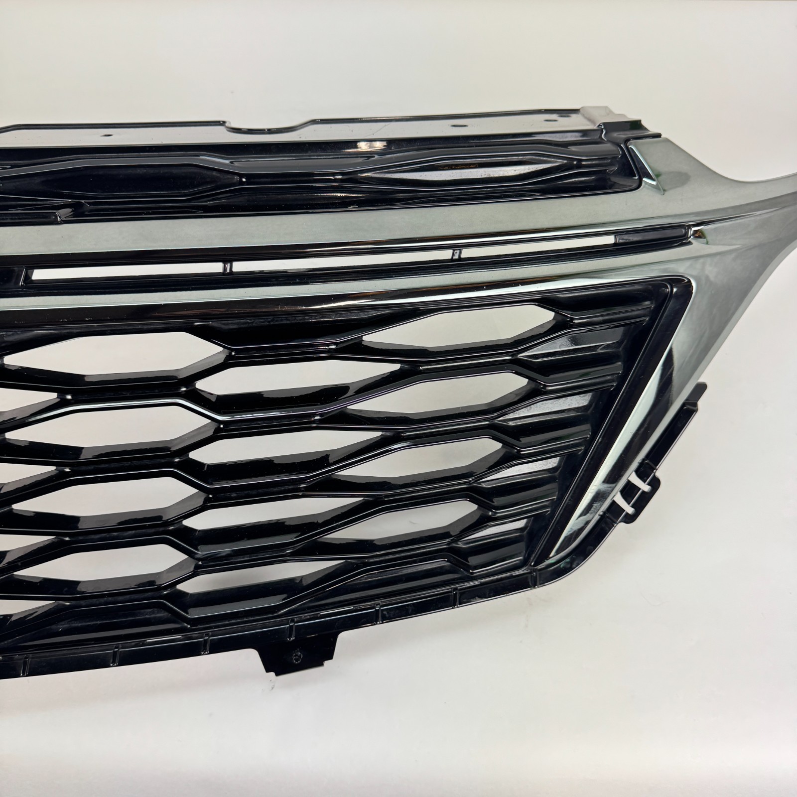 OEM 2022 2023 2024 Chevrolet Equinox RS Front Upper Grille Assembly ...