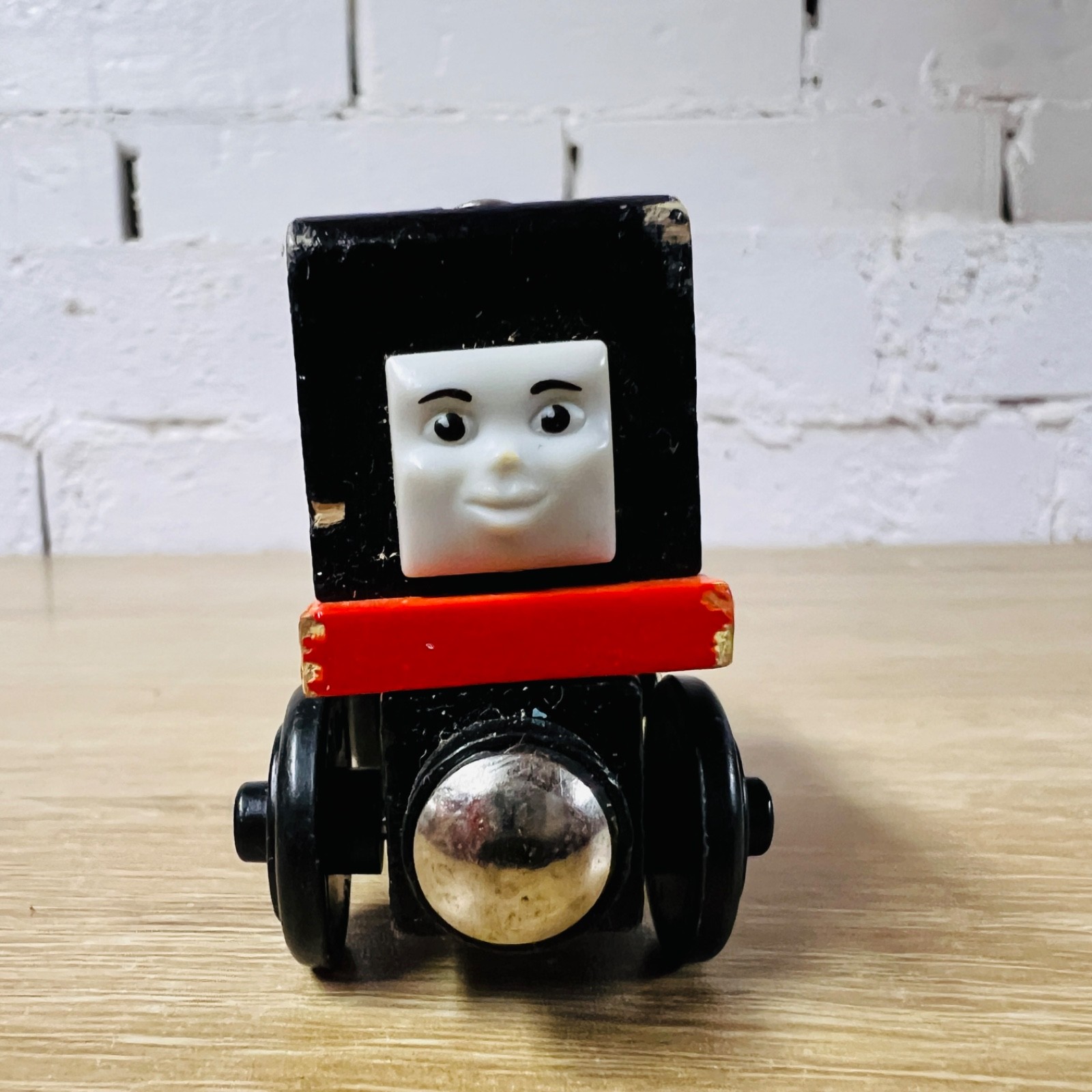 Rusty Diesel 2001 - Thomas The Tank Engine & Friends Wooden Railway Trains thumbnail 3