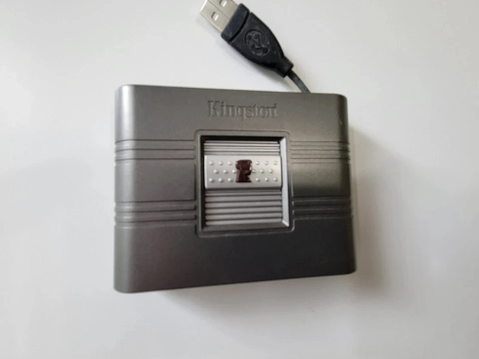 Kingston Technology FCR-HS219/1 USB2.0 Flash Memory Reader - Image 2 of 3