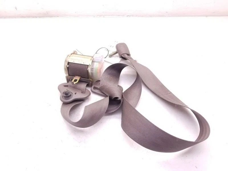 Lexus LX450 1996 lado del pasajero conjunto del cinturón de seguridad delantero  Foto 3 de 4