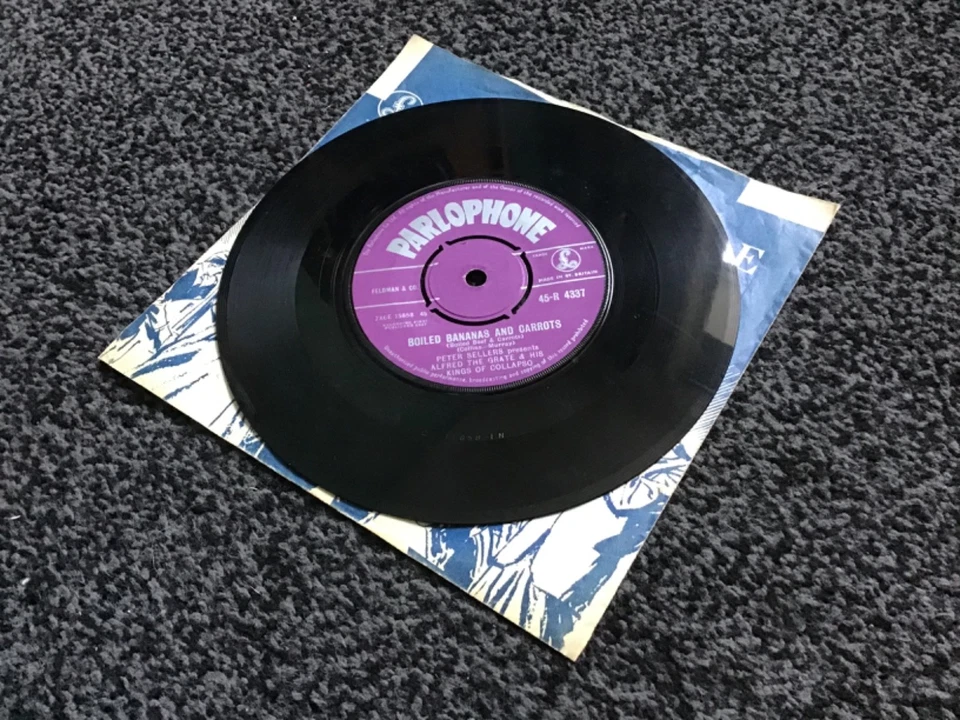 PETER SELLERS - ANY OLD IRON 1957 UK 7” SINGLE PARLOPHONE R4337 VERY GOOD+ - Image 4 of 4