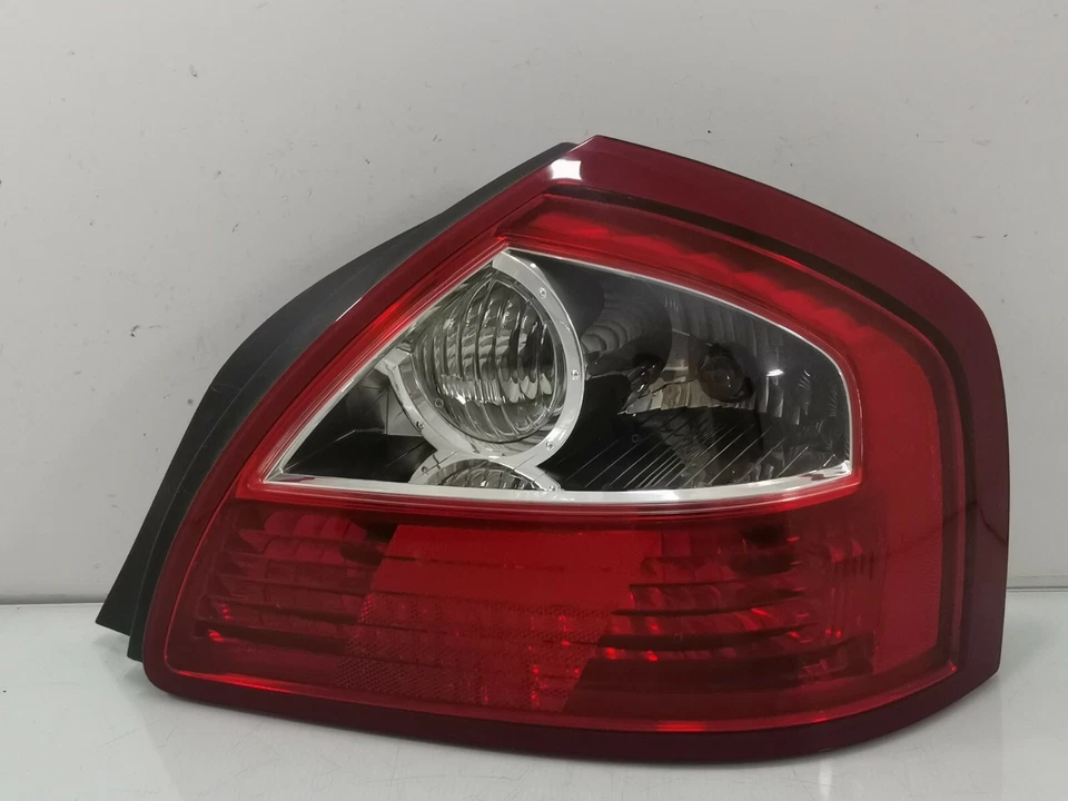 Juego de luces traseras JDM Nissan CIMA F50 GF50 Infiniti Q45 V8 Kouki Y33 2001-10 Foto 3 de 4