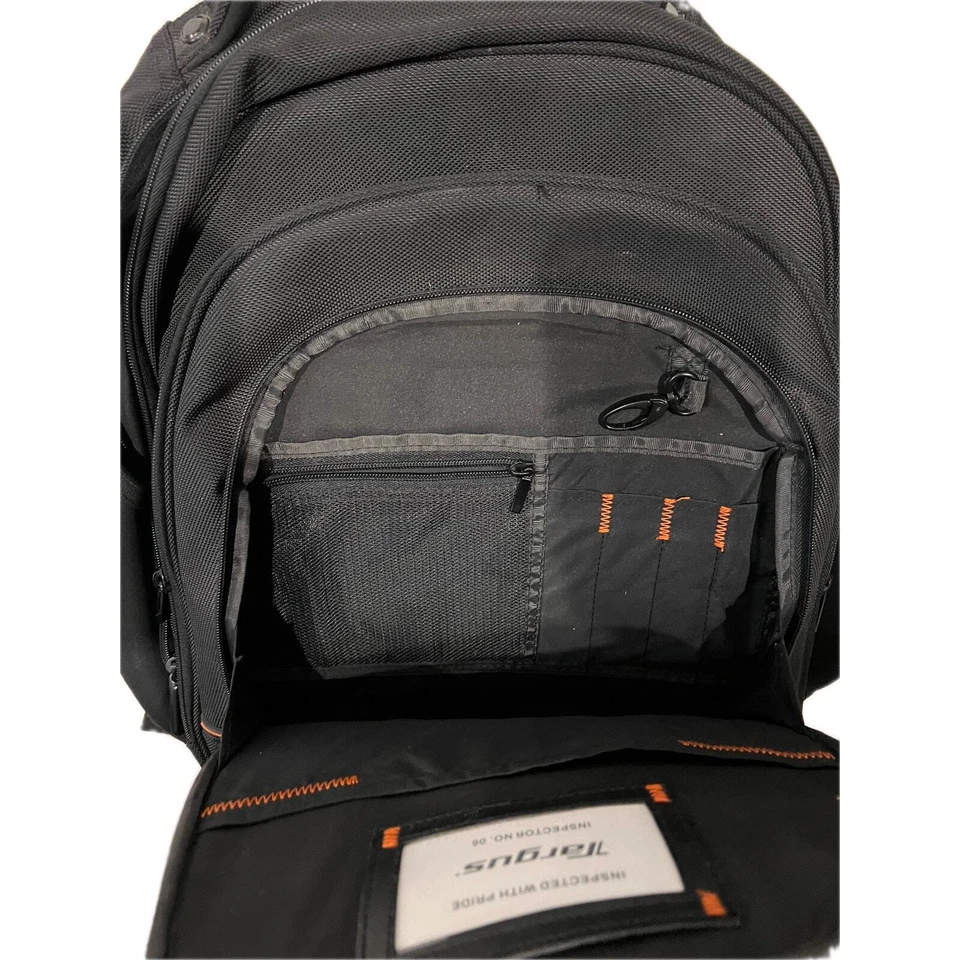 Mochila acolchada para computadora Targus negra Foto 3 de 4