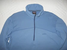 PATAGONIA CAPILENE ZIP NECK BASE LAYER MENS SZ S BLUE POLY BLEND EUC WITH DEFECT