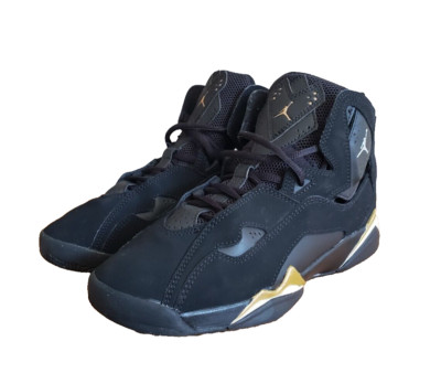 men's jordan true flight black metallic gold reviews